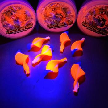 V2.0 Troutpasta 35mm - Essentials Gum - UV Aktiv Orange Blue